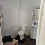 Un Διαμέρισμα